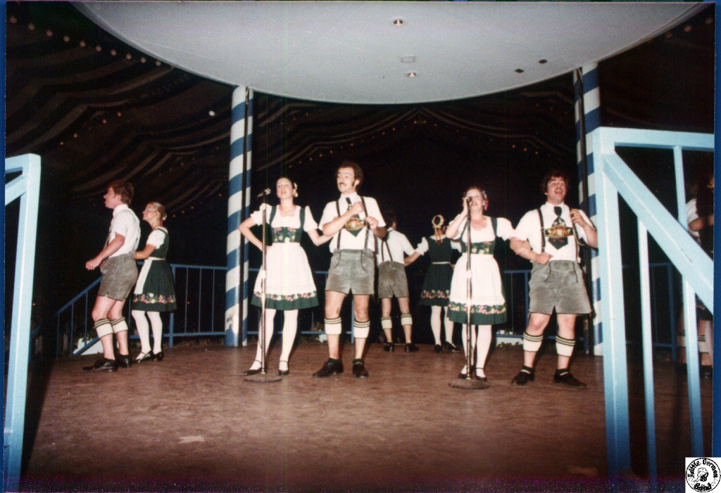 1976 09 12 11 Busch Gardens VA.jpg